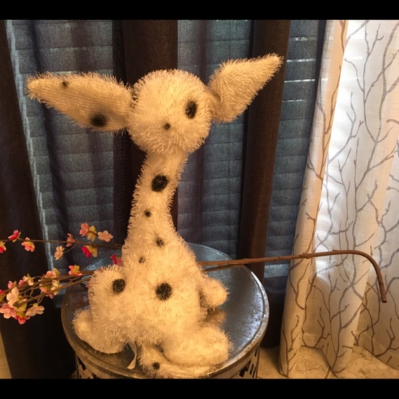 $$ SOLD $$ Vintage Carlton Cards Stuffed Scruffy - Picture 2 of 3